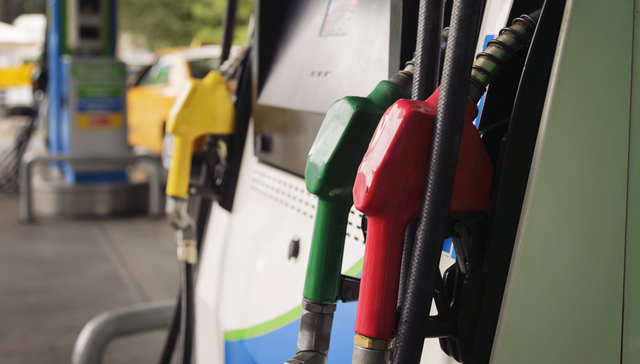 油价公告板，原油，成品油