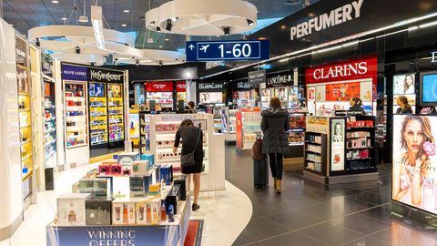 免税业务能不能救传统旅行社？