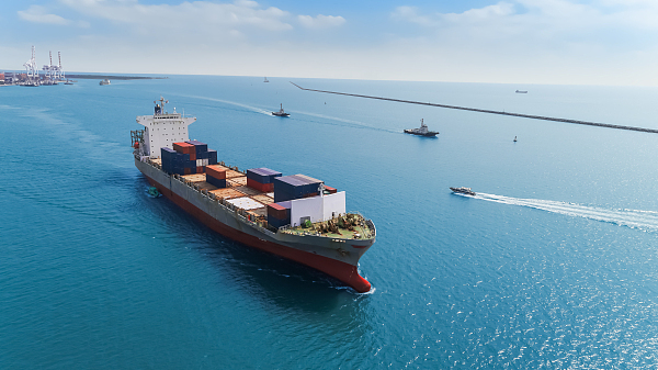 美国航线船运价格创8年新高！旺季将至，运价还会涨吗？