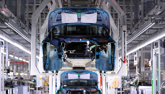 新能源汽车供应链重构：订单本土化替代加速