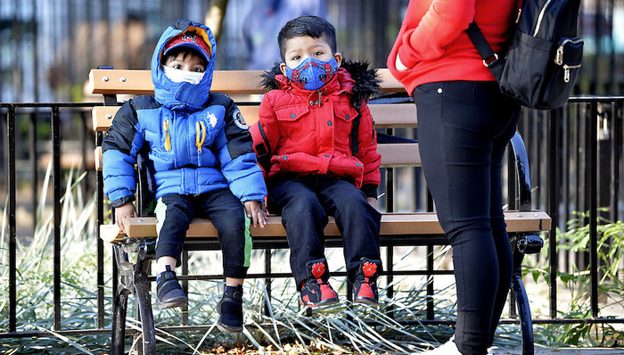 新增,确诊,死亡,疫苗,封锁