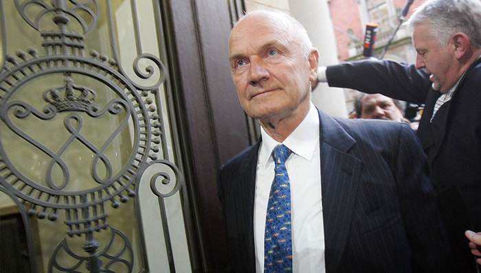 豪门遗产“争夺战”再度上演 ：“大众教父”皮耶希4妻13子争夺11亿欧元　