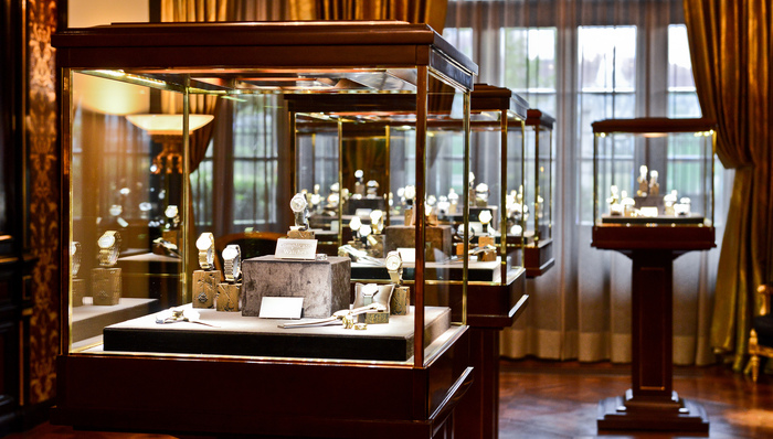 注册微信公众号半年才发第一条，百达翡丽在等什么？