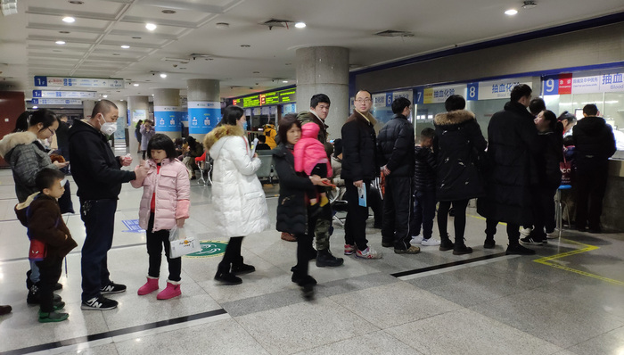 安徽一医院儿科医护人员因待遇低联名要求转岗，再次暴露了这一问题