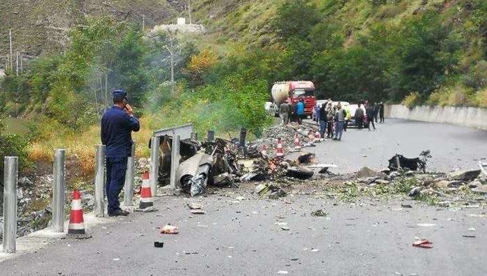 地方新闻精选 | 四川黑水一直升机坠落3人遇难 “中国人际网”传销案湖南开审24人获刑