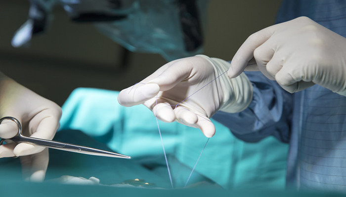 财说| 上市首日股价翻倍，业绩增长按下暂停键，天臣医疗涨到头了？