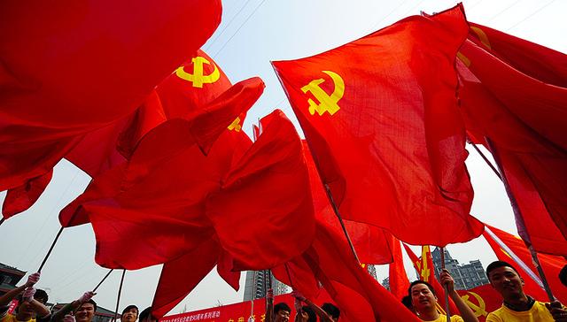 思政教育,教师主导,赋能,节目制作,马克思主义中国化,这就是中国,光明日报,受众,一对多,课程