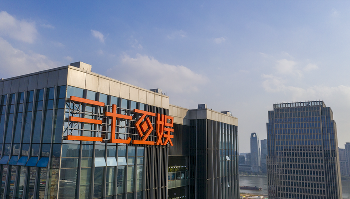 游戏股,三七互娱,完美世界,游戏龙头,手游,闪崩,大跌,跌停,龙虎榜,深交所,盘后,跌停板,调研,现