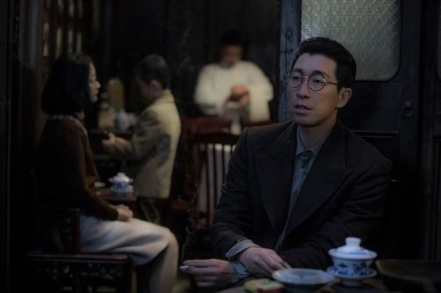 金融科技的十字路口：京东数科“向左”，蚂蚁集团“向右”