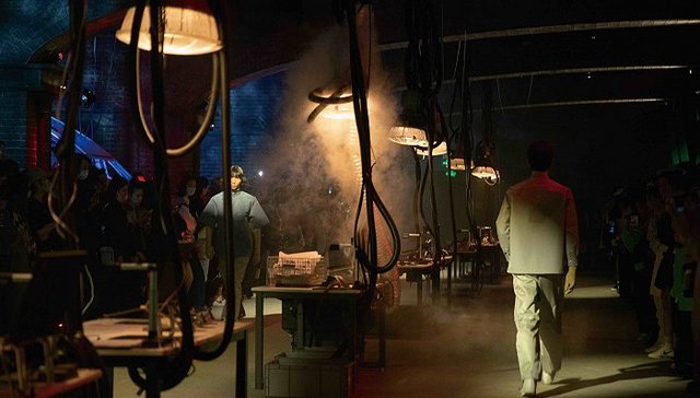 【特写】疫情下的跨国设计师：在隔离中工作，在工作中反思