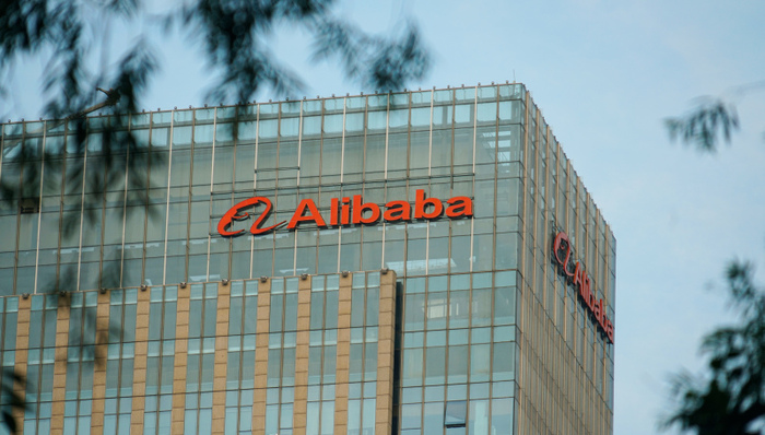 快看｜阿里拟36亿美元控股高鑫零售，进一步强化商超业务