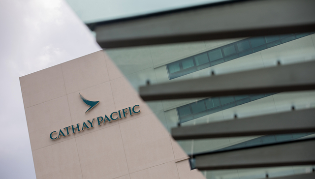 国泰宣布裁员8500人，港龙航空停止营运