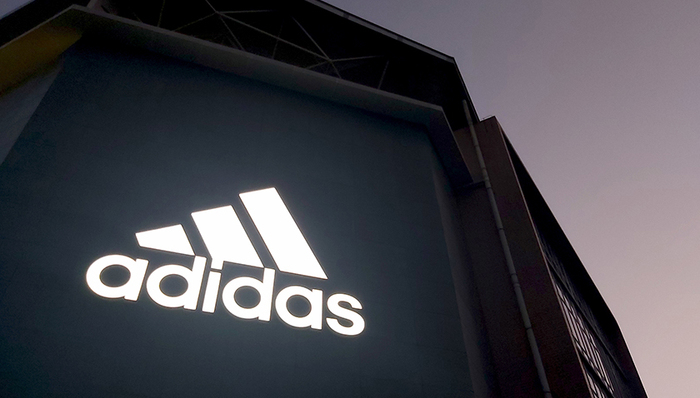 安踏,阿迪达斯,锐步,Adidas,Reebok