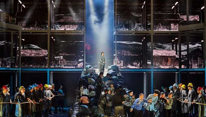 第一书记,黄文秀,扶贫,殉职，导演,田沁鑫,歌剧