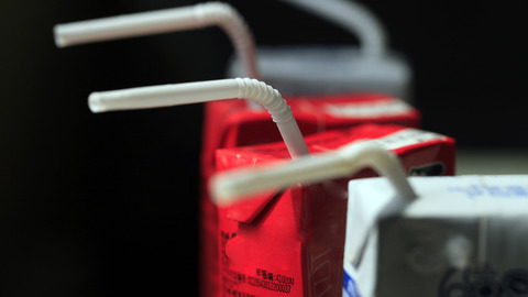 【特写】纸吸管更环保是不是一个谎言？