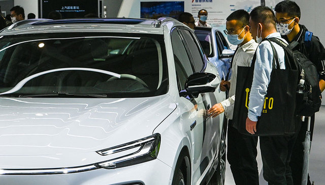 现车脱销、展厅来不及接待，分析师称上海新能源汽车热销还将持续一阵子