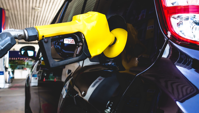 油价公告板，成品油，原油