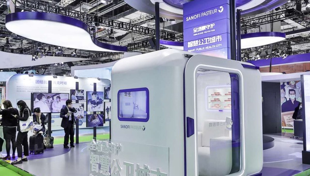 无人疫苗接种舱，躺着能减肥的机器，进博会医药馆黑科技大放送｜进博会探馆