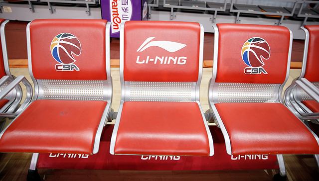 CBA突然重罚球员穿竞品行为，林书豪收到55万元罚单