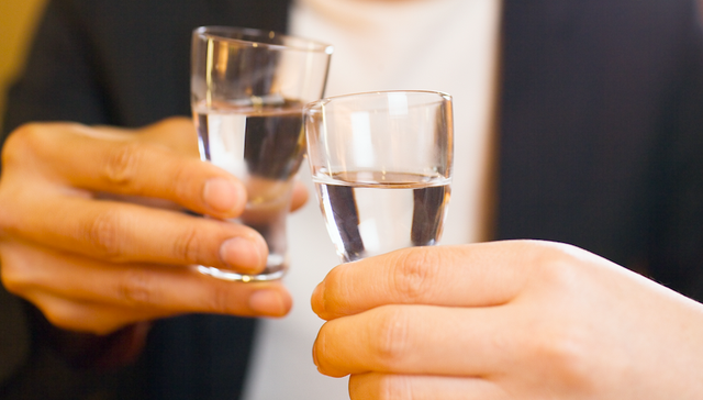 青青稞酒,白酒,白酒板块,涨停,龙虎榜,深交所,上交所,交易,三季度,控股股东,股权质押,减持,套现