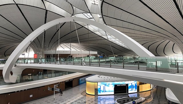 路易威登在上海虹桥机场悄悄开了家新店