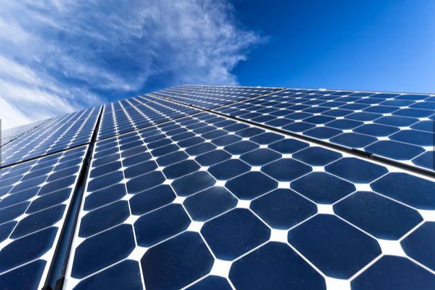 为稳定原材料价格确保产品供应，亚玛顿与天合光能签署21亿元光伏玻璃销售合同