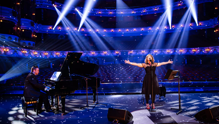 线下演出,在线演艺,上海大剧院,开心麻花,上海演艺大世界