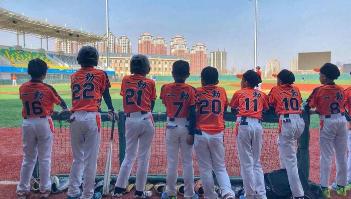 影讯 | 爱奇艺原创电影《棒！少年》定档12.11 《刺杀小说家》发布角色海报