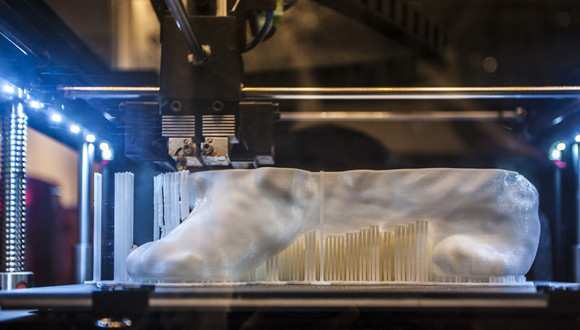 撤回科创板上市申请一年后，这家3D打印公司转战新三板精选层