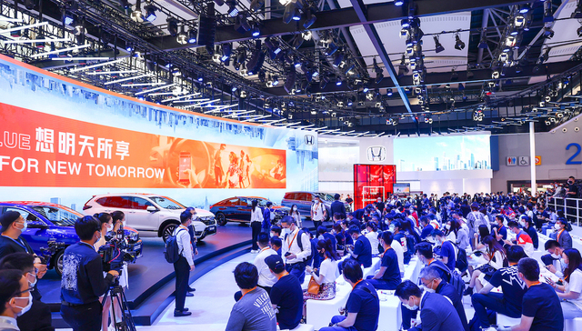 除了纯电动轿车，广汽本田还展现了许多关于未来出行的新构思｜2020广州车展