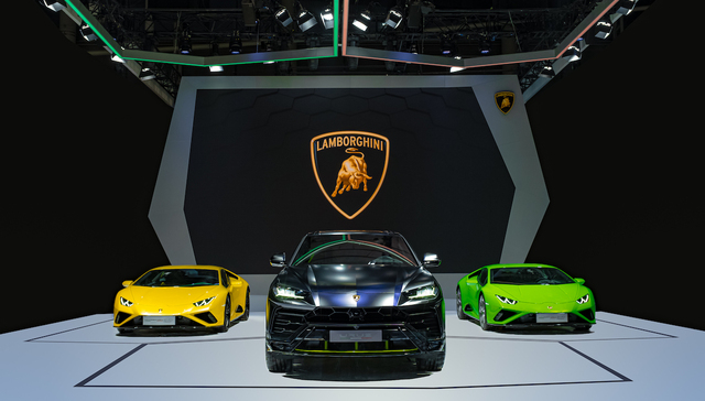 在燃油车退出舞台的历史路口，兰博基尼认真发布了两台新车｜2020广州车展