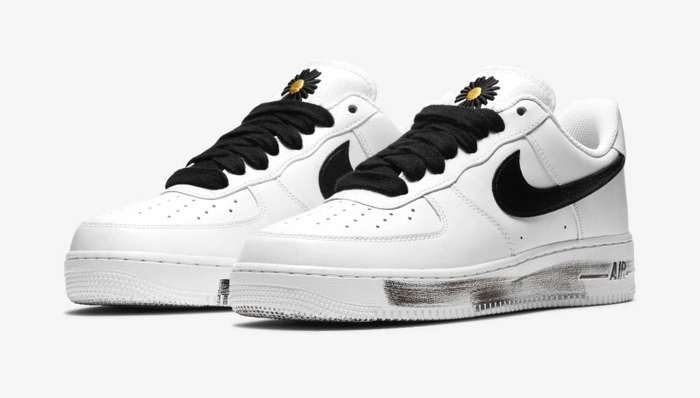 耐克和权志龙联名的第二代鞋款抽签，陪跑常态化冲进热搜高位