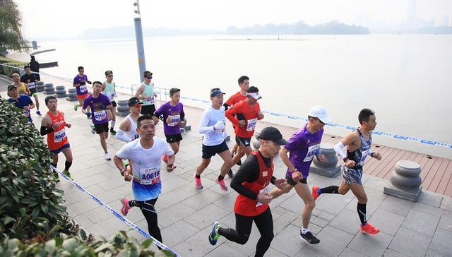 南京马拉松传佳绩，多人达标东京奥运会