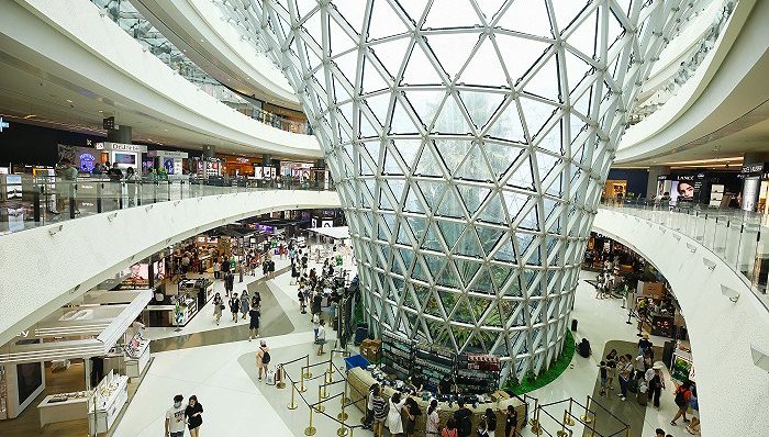 国货美妆崛起“新锤”:免税店引入国产化妆品牌