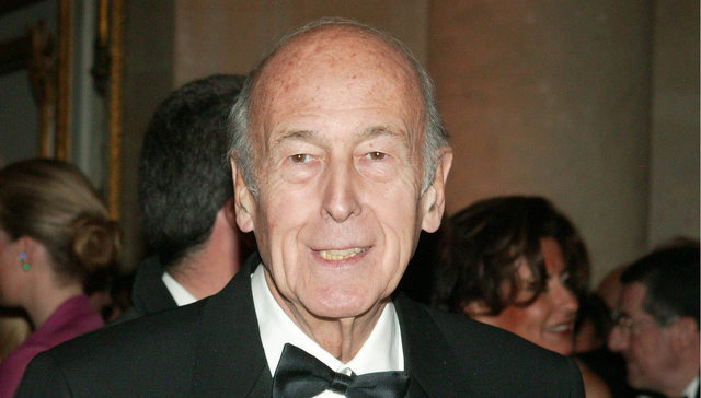 94岁法国前总统德斯坦因新冠去世，曾推动欧洲一体化