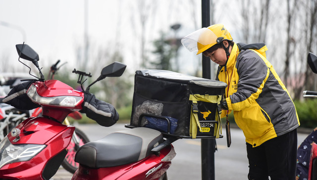 营收,资本市场,包工头,平台,即时配送,买菜,招股书,2019年,毛利率,运维