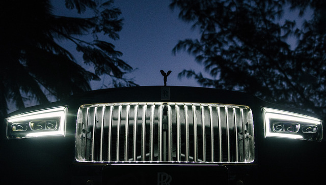 劳斯莱斯对极致造车的年轻化表达，都在这台新古思特上了