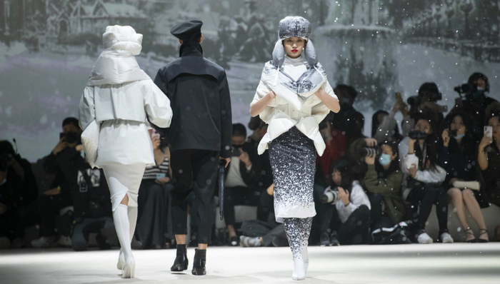 波司登,业绩,高端市场