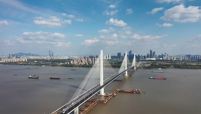 免费、5G覆盖、5分钟疏散，年底通车的南京长江五桥有多牛？