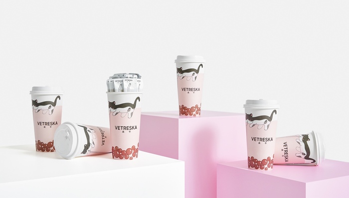 不只围绕宠物，这家宠物用品公司还想通过关注宠物主破圈丨界面创新家㊹