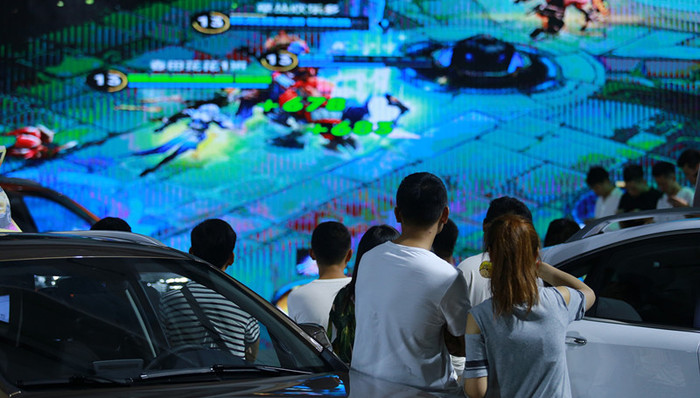 【深度】“流量“+“圈层”，汽车公司要将游戏事业进行到底