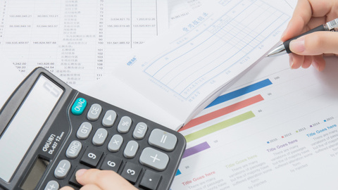 两年三换会计师事务所，暂停上市的*ST斯太打的什么主意？