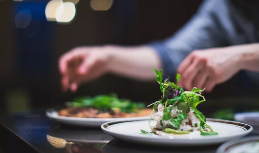 惩罚性赔偿,郑学林,惩罚性赔偿金,黑作坊,剑指,贮存条件,食品安全法,黑窝点,虫草素,人身损害