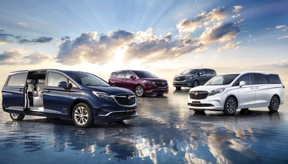 实力再进阶 2021款别克GL8搭载V2X智能交通技术