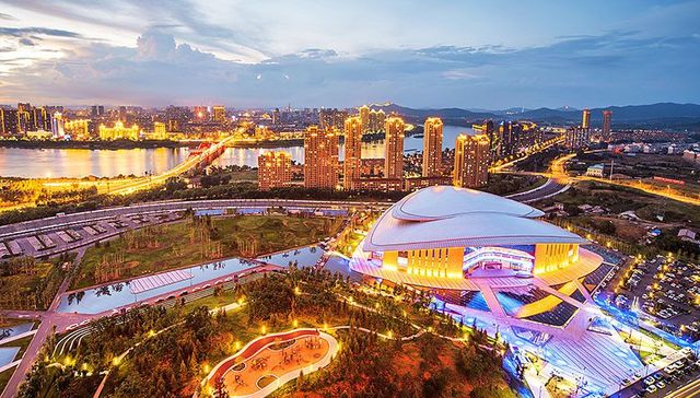 十三五,高速公路,公路交通,TIR,公铁两用斜拉桥,最终接头,工厂法,公路项目,公路口岸,公路里程