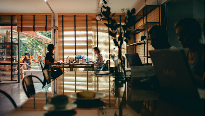 市场营销,气氛组,托儿