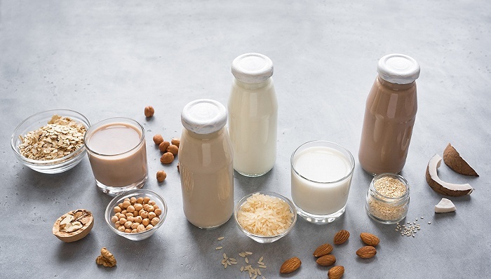 伊利,燕麦奶,植物蛋白,植物基,Oatly,小麦欧耶,oatoat