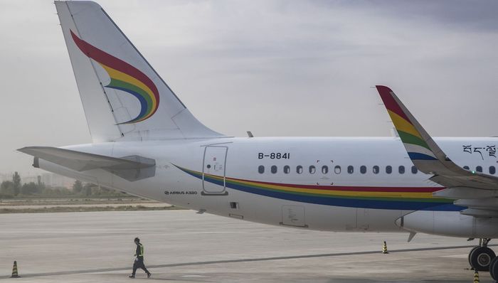 西藏航空机长突发疾病身亡，第二机长接替执飞