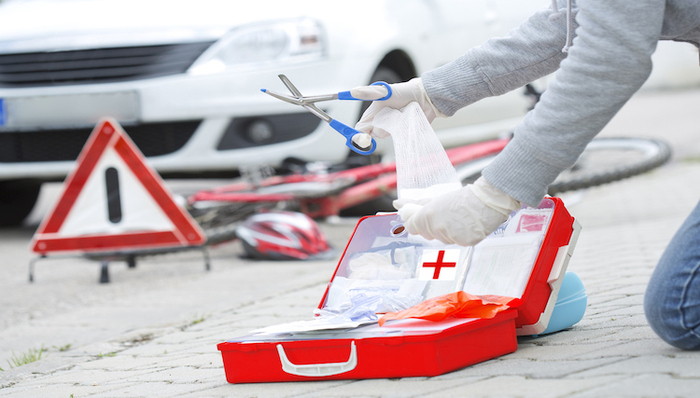 西藏航空机长降落后去世背后：国内民航医疗急救现状不容乐观