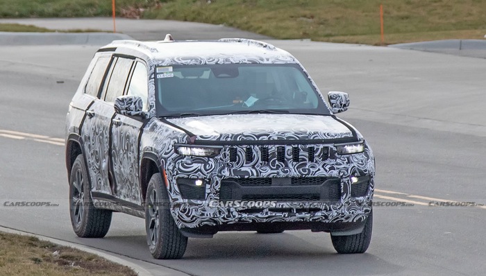 2022款Jeep大切诺基长这样，身为硬汉的你还会爱吗？| 谍照